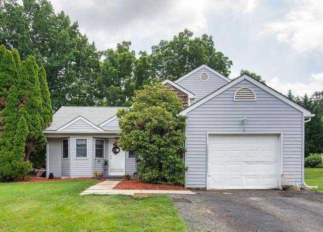 Property at 10 Elizabeth Ct, Newark, DE 19711, 3 beds, 2 baths