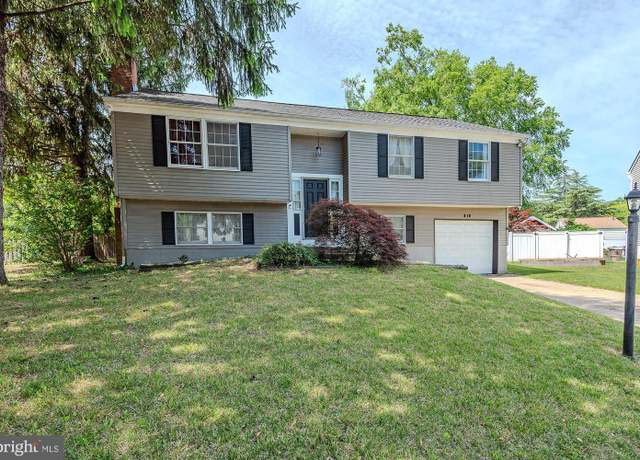 Property at 818 Aylesbury Garth, Arnold, MD 21012, 4 beds, 2.5 baths