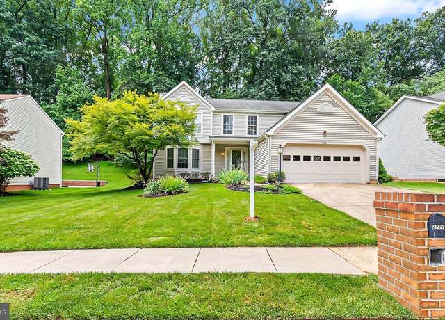 Property at 2721 Moores Valley Dr, Baltimore, MD 21209, 5 beds, 3.5 baths