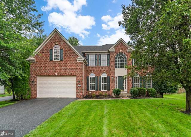 Property at 5235 Harvey Ln, Ellicott City, MD 21043, 4 beds, 4.5 baths