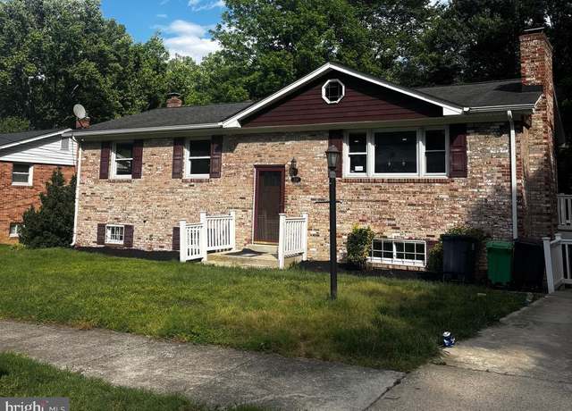 Property at 2116 Trafalgar Dr, Fort Washington, MD 20744, 5 beds, 3 baths