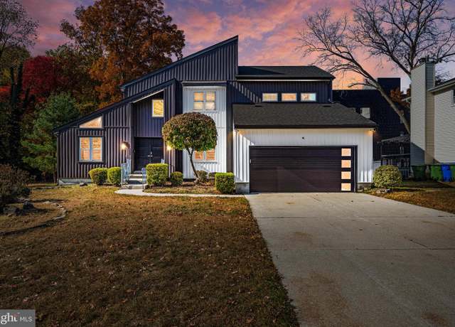 Property at 6 Aaron Ct, Cherry Hill, NJ 08002, 7 beds, 5 baths