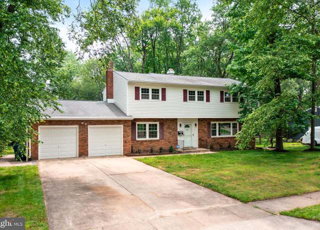 Property at 76 Stonicker Dr, Lawrence, NJ 08648, 4 beds, 3 baths