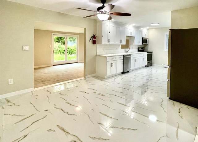 Property at 249 Center St, Little Egg Harbor Twp, NJ 08087, 3 beds, 2 baths