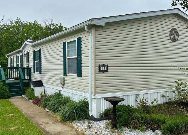Property at 17 Roberts Way, Avondale, PA 19311, 3 beds, 2 baths