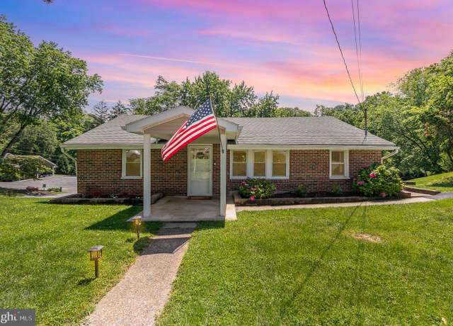 Property at 788 High St, Harrisburg, PA 17113, 4 beds, 2 baths