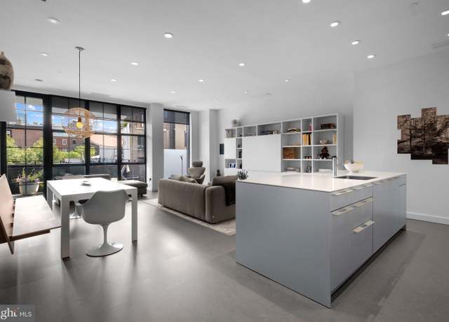 Property at 108 Arch St #304, Philadelphia, PA 19106, 2 beds, 2 baths