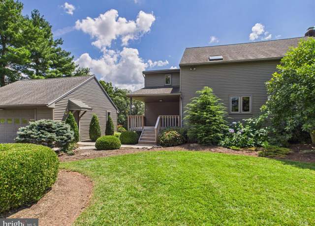 Property at 5230 Pine Hill Rd, Dover, PA 17315, 3 beds, 2 baths