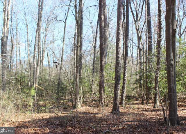 Property at 7 Brigantine Blvd, Greenbackville, VA 23356