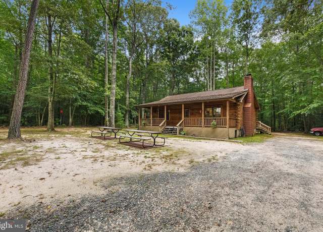 Property at 466 Laurel Springs Rd, Hustle, VA 22476, 2 beds, 1 bath