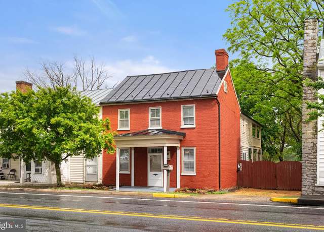 Property at 5286 Main St, Stephens City, VA 22655, 3 beds, 2 baths