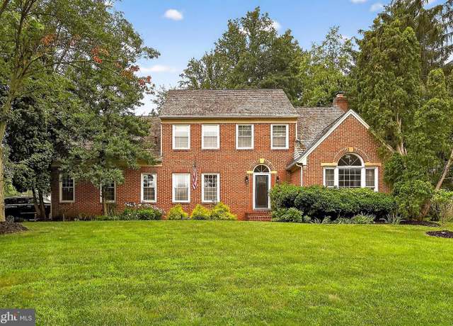 Property at 2883 Franklin Oaks Dr, Oak Hill, VA 20171, 4 beds, 3.5 baths
