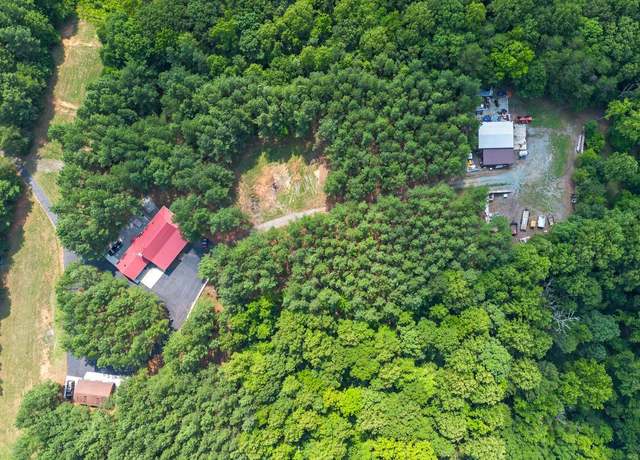 Property at 362 Dell Perkins Rd, Louisa, VA 23093, 4 beds, 4 baths