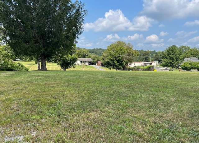 Property at 266 Big Spring Dr, Kearneysville, WV 25430, 3 beds, 1 bath