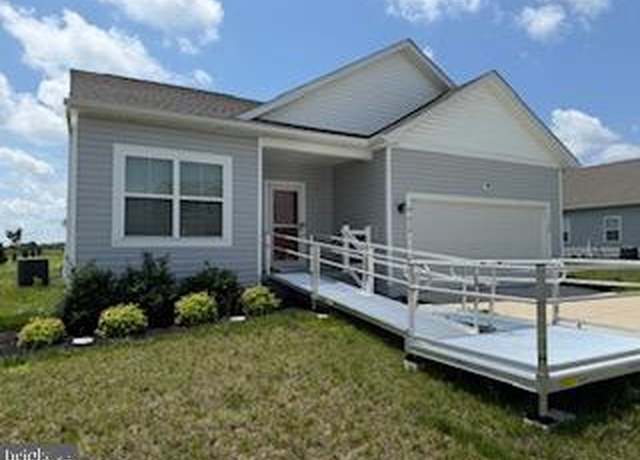 Property at 414 Steamboat Ave, Felton, DE 19943, 3 beds, 3 baths