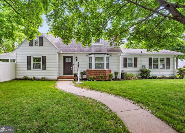 Property at 100 Robinson St, Georgetown, DE 19947, 6 beds, 4 baths