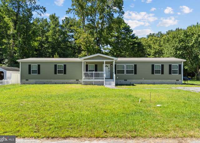 Property at 37920 Washington Ave, Selbyville, DE 19975, 4 beds, 2 baths