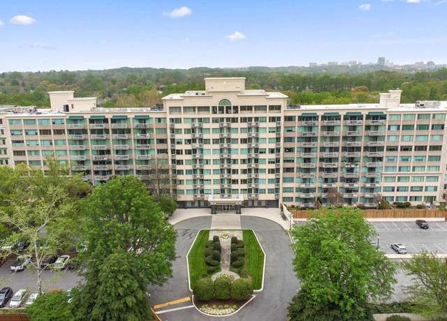 Property at 5450 Whitley Park Ter #902, Bethesda, MD 20814, 3 beds, 2.5 baths