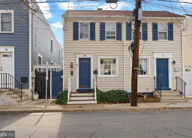 Property at 36 Thompson St, Bordentown, NJ 08505, 2 beds, 2 baths