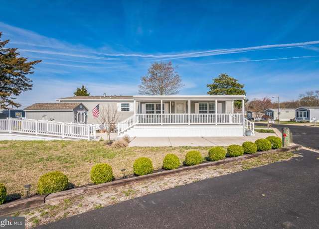 Property at 398 Grande Blvd, Rio Grande, NJ 08242, 3 beds, 2 baths