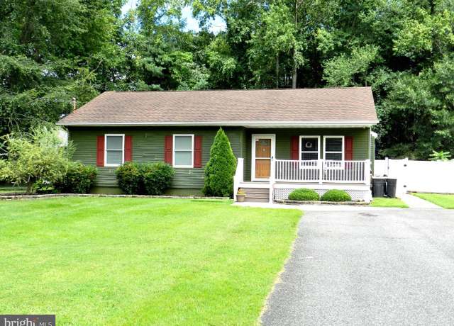 Property at 394 E Pittsfield St, Pennsville, NJ 08070, 3 beds, 2 baths