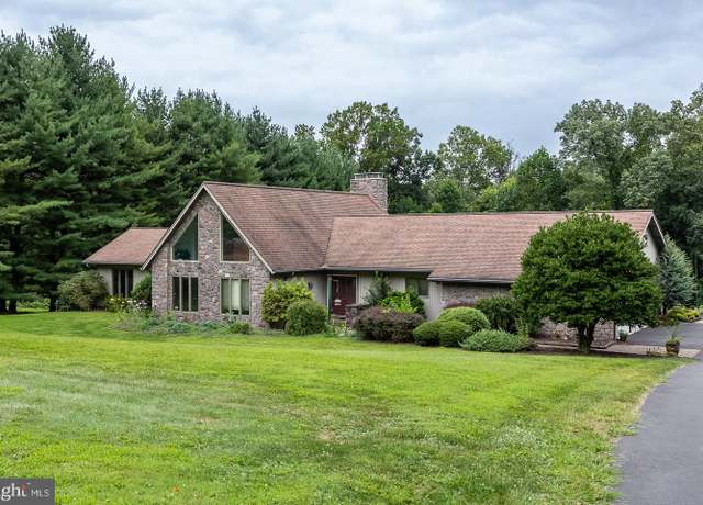 Property at 841 Cadmus Rd, Pottstown, PA 19465, 3 beds, 2.5 baths