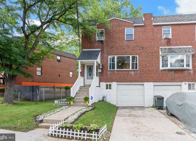 Property at 1681 Powell Rd, Brookhaven, PA 19015, 3 beds, 2.5 baths