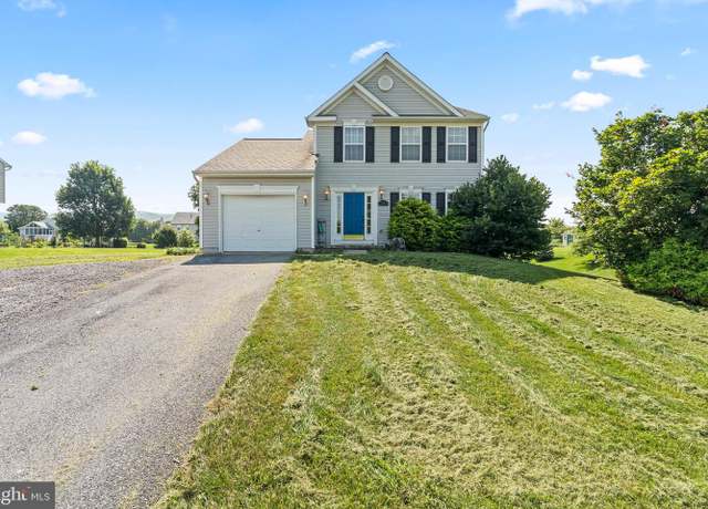 Property at 2842 Big Dipper Ln, Chambersburg, PA 17202, 3 beds, 2.5 baths