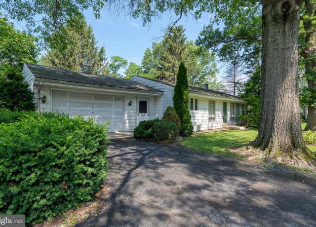 Property at 620 Kinderhook Rd, Columbia, PA 17512, 3 beds, 2 baths