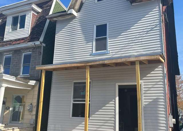 Property at 21 S Locust St, Mount Carmel, PA 17851, 3 beds, 1 bath
