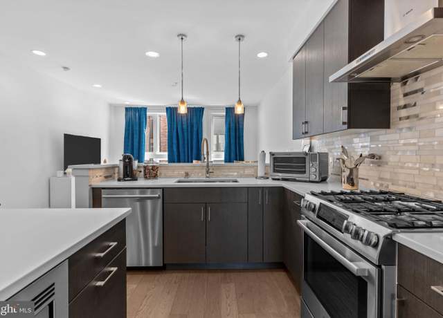 Property at 634 N 5th St #14, Philadelphia, PA 19123, 3 beds, 3.5 baths