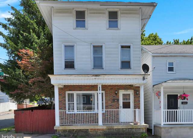 Property at 234 N Coal St, Port Carbon, PA 17965, 5 beds, 1.5 baths