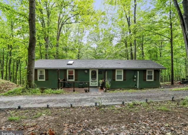 Property at 70 Seneca Trl, Berkeley Springs, WV 25411, 3 beds, 1 bath