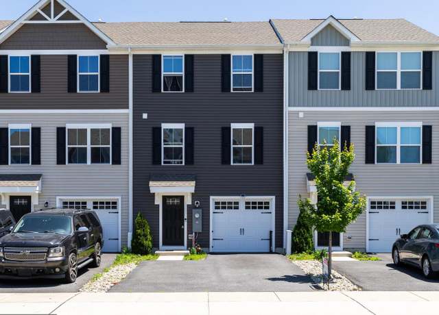 Property at 1007 Wickersham Way, Middletown, DE 19709, 3 beds, 2.5 baths