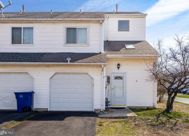 Property at 15 Ginger Dr, Lumberton, NJ 08048, 3 beds, 2.5 baths