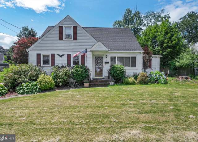 Property at 60 Ridgley St, Mount Holly, NJ 08060, 3 beds, 1 bath