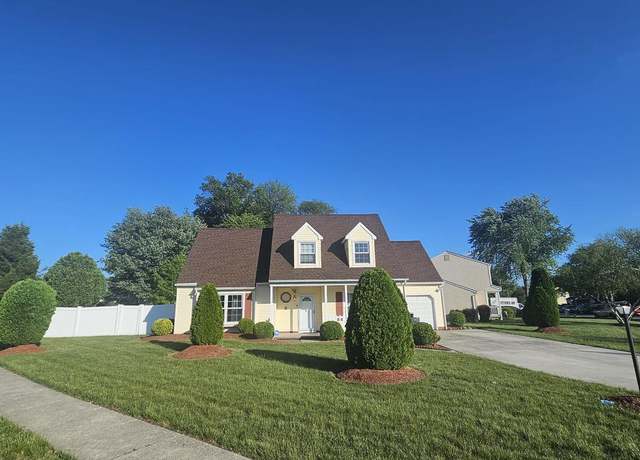 Property at 2 Fraser Rd, Blackwood, NJ 08012, 4 beds, 2 baths