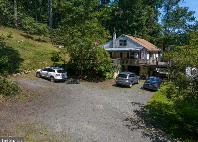 Property at 637 Forgedale Rd, Barto, PA 19504, 5 beds, 2 baths