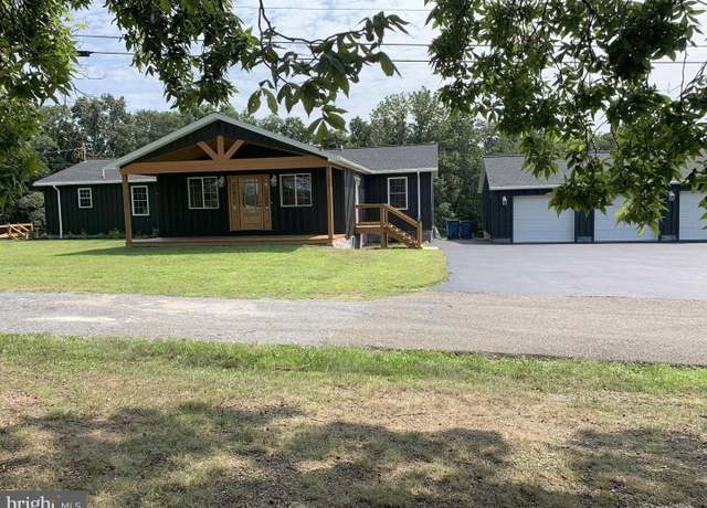 Property at 275 N Middleton Rd, Carlisle, PA 17013, 4 beds, 3.5 baths