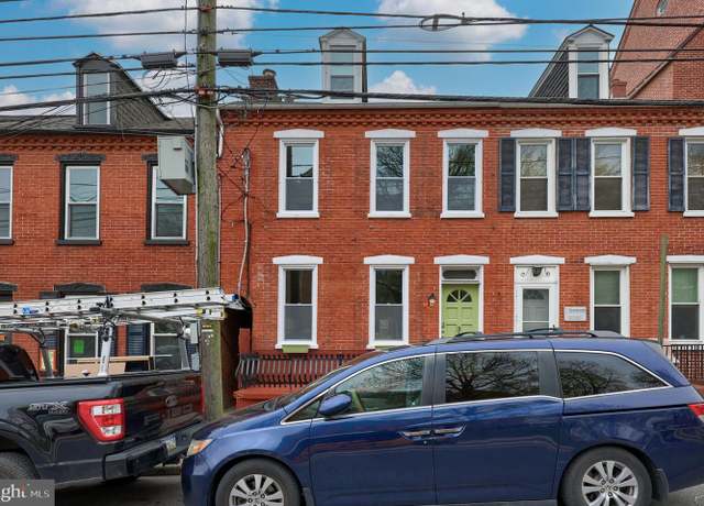 Property at 314 S Duke St, Lancaster, PA 17602, 3 beds, 1 bath