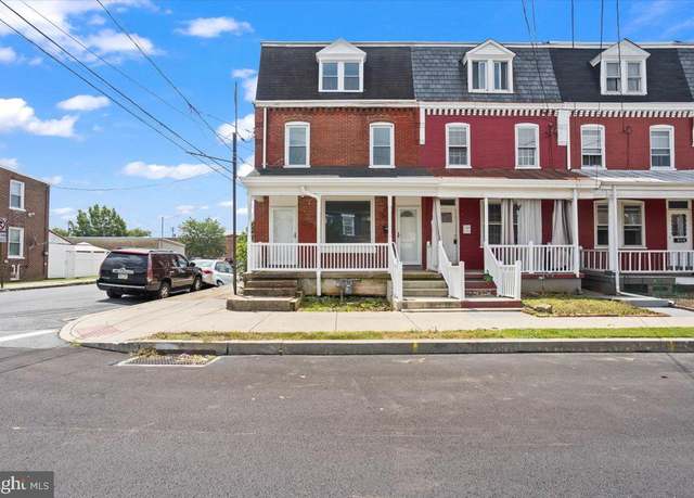Property at 200 Jackson St, Lancaster, PA 17603, 4 beds, 3.5 baths