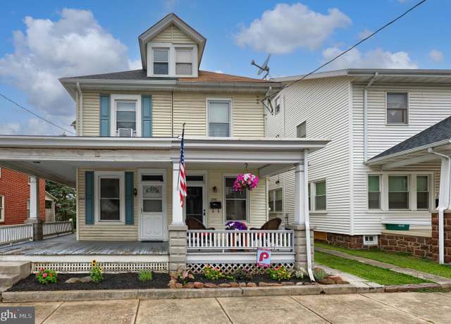 Property at 256 Church Ave, Ephrata, PA 17522, 4 beds, 1.5 baths