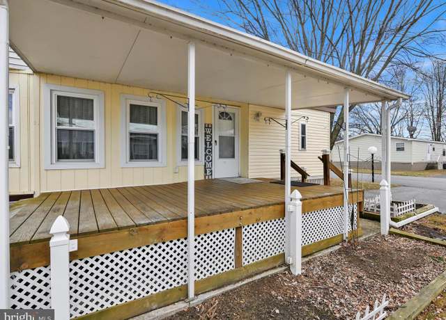 Property at 155 Northcrest Acres, Lebanon, PA 17046, 2 beds, 2 baths