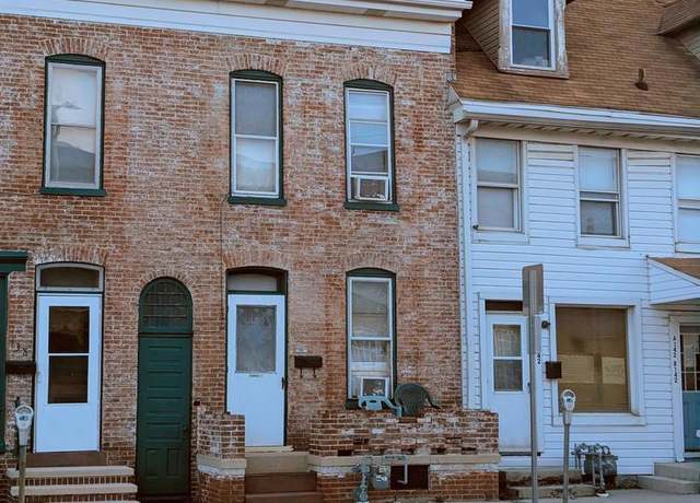 Property at 140 Baltimore St, Hanover, PA 17331, 3 beds, 1 bath