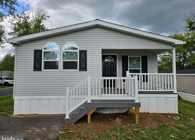 Property at 140 Pawnee Ave, Dover, PA 17315, 2 beds, 2 baths