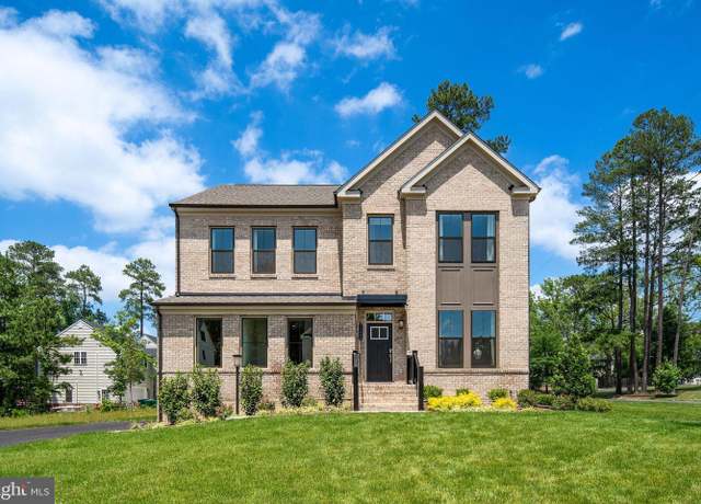 Property at 11572 Chapman Mill Dr, Glen Allen, VA 23060, 4 beds, 2.5 baths