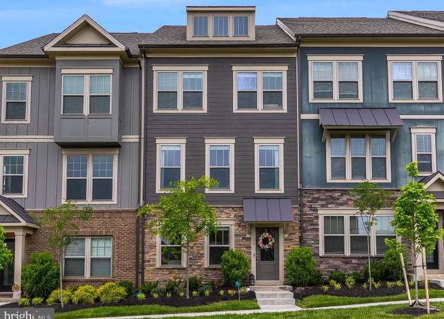 Property at 308 Bodega Ter SE, Leesburg, VA 20175, 4 beds, 3.5 baths