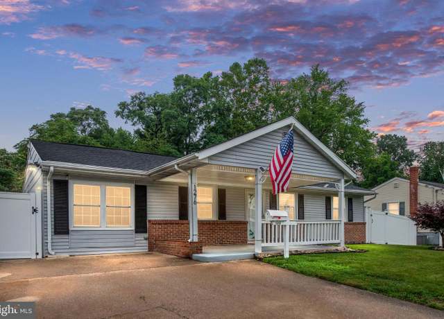 Property at 1276 Cronin Dr, Woodbridge, VA 22191, 4 beds, 3 baths
