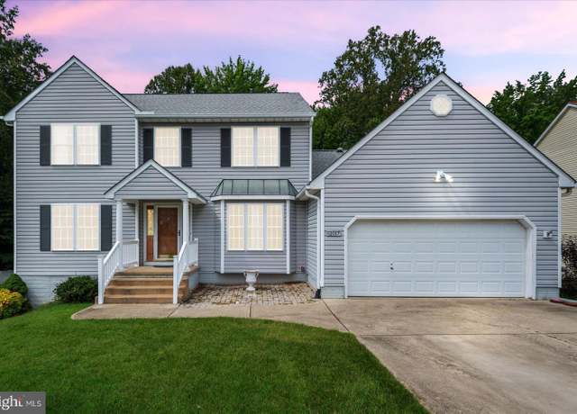 Property at 12017 Stonehenge Dr, Fredericksburg, VA 22407, 3 beds, 3.5 baths