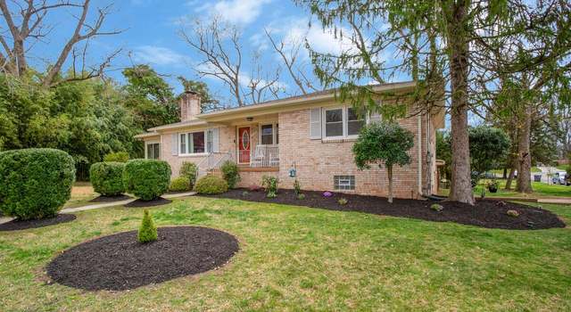 Photo of 7105 Pony Trail Ln, Hyattsville, MD 20782